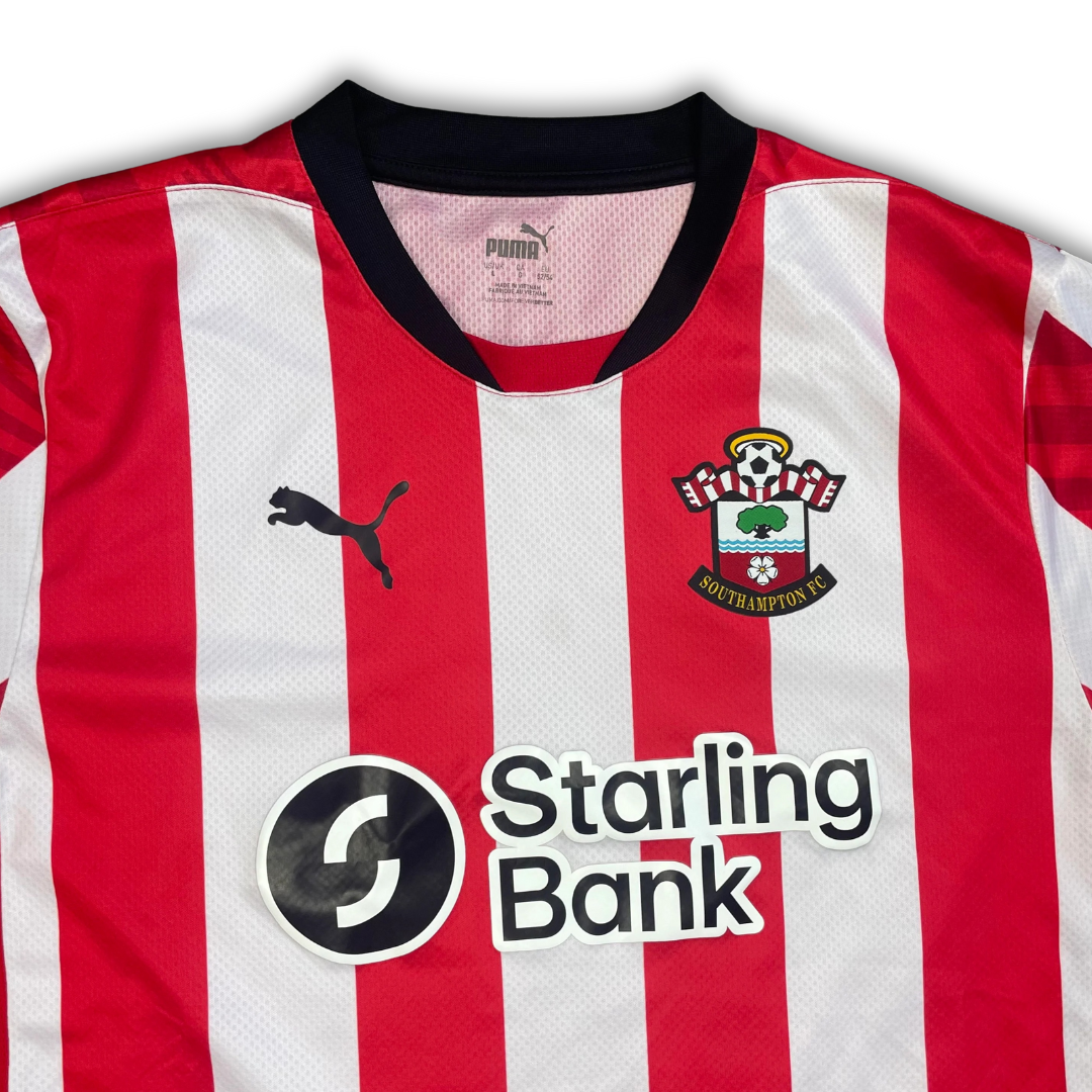 Southampton FC 2024/25 Home Shirt (Excellent) - Size L