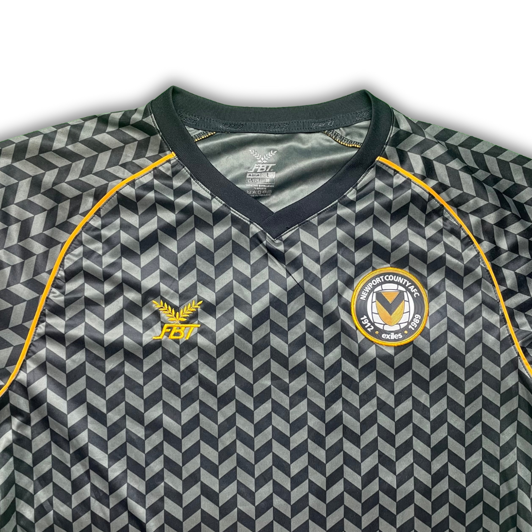 Newport County 2019/20 Away Shirt (Very Good) - Size M
