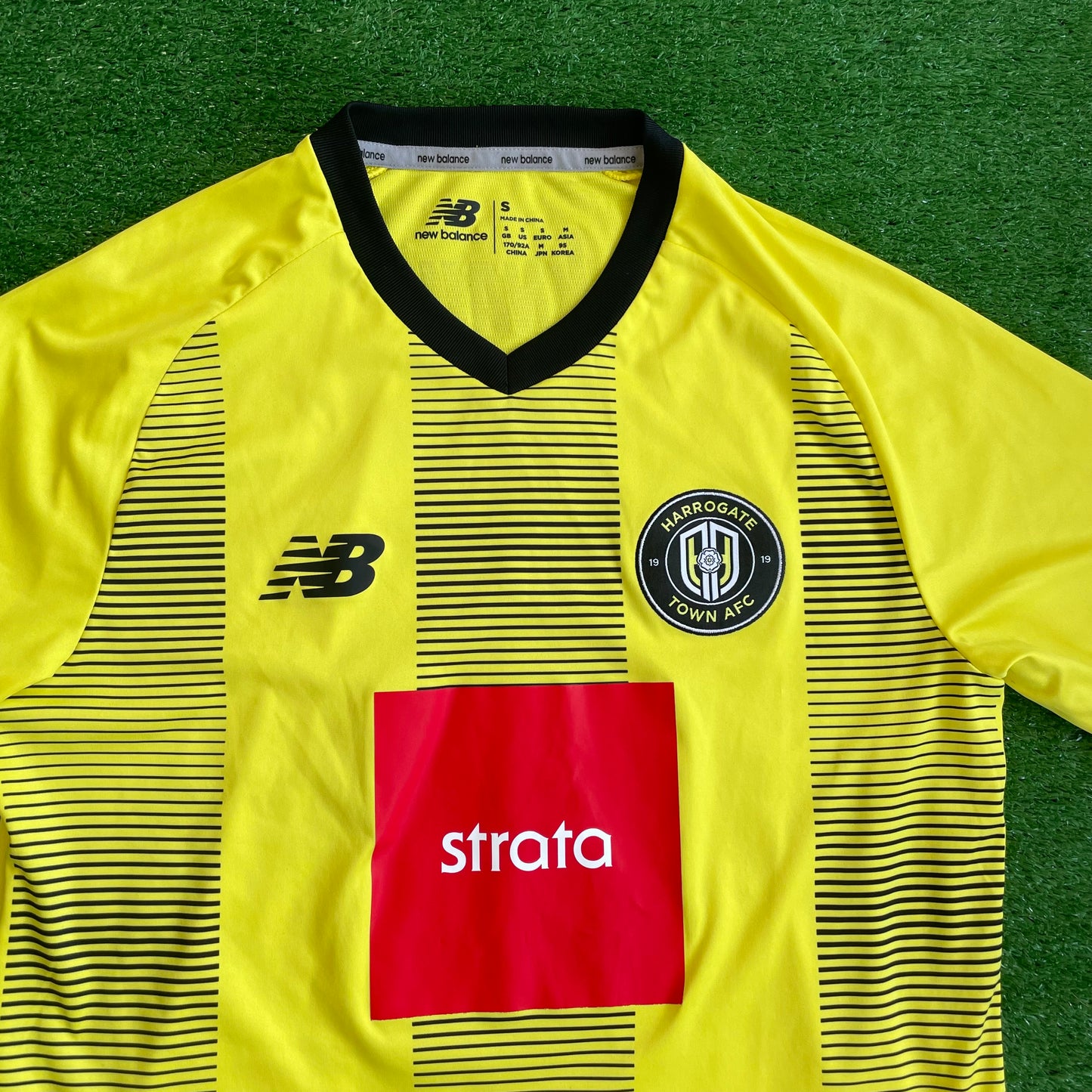 Harrogate Town 2021/23 Home Shirt (Excellent) - Size S