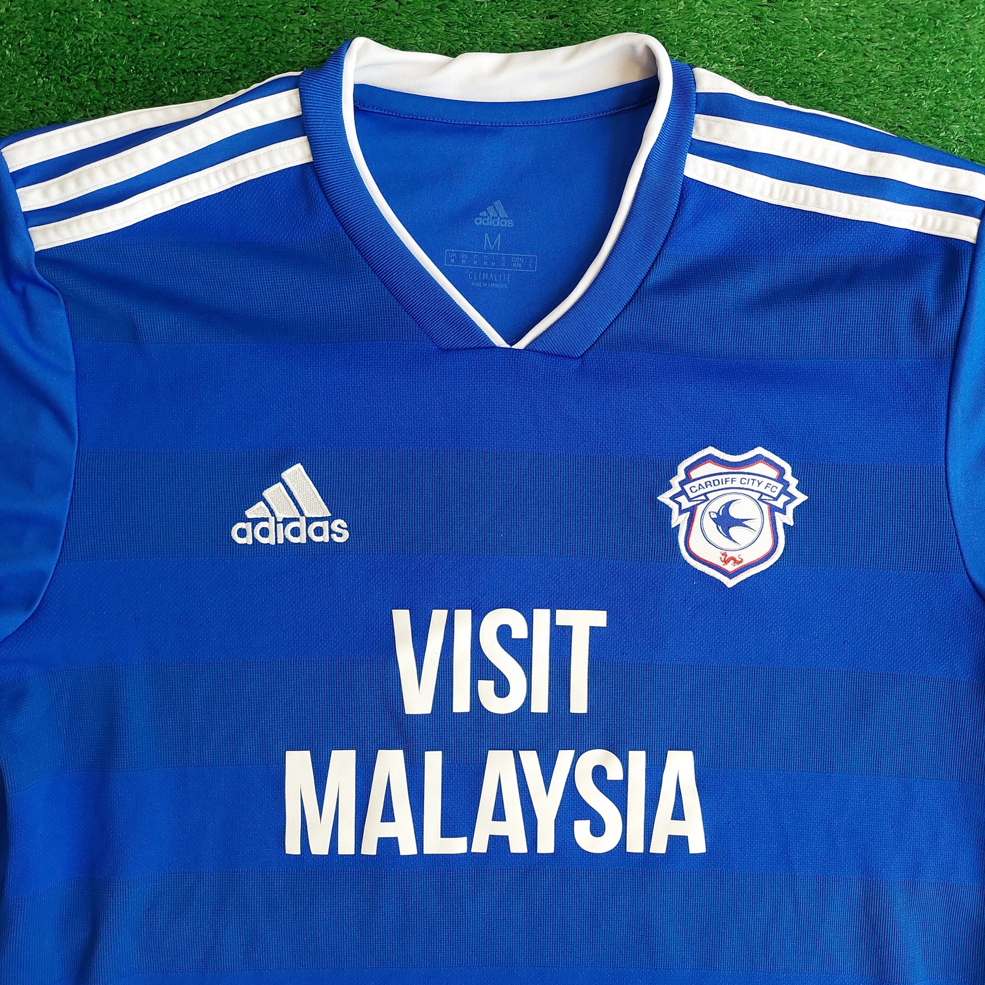 Cardiff City 2018/19 Home Shirt (Excellent) - Size M – The Football League  Store