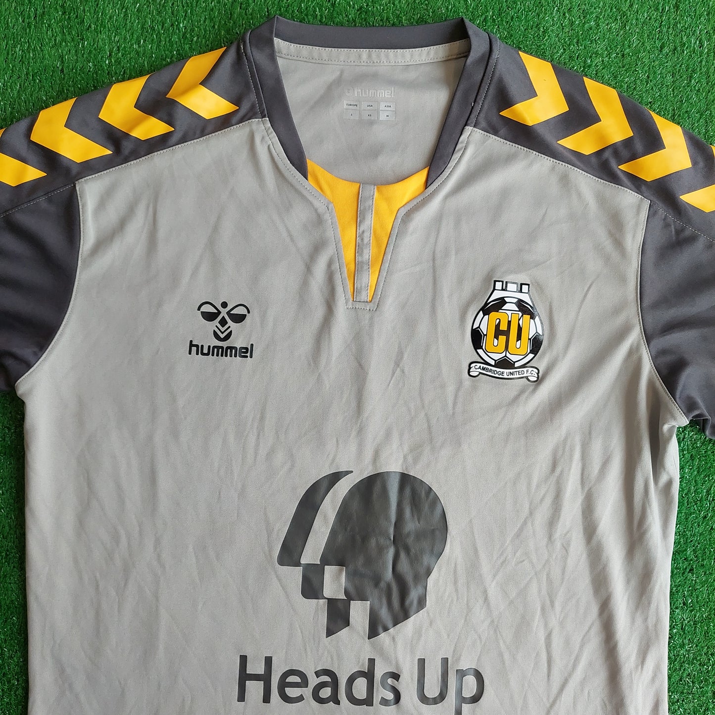 Cambridge United 2020/21 Training Shirt (Excellent) - Size S