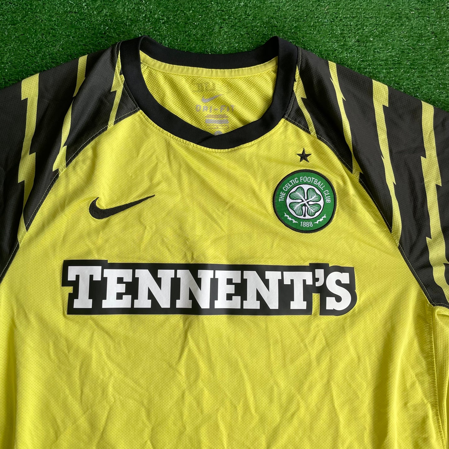 Celtic FC 2010/11 Goalkeeper Shirt (Very Good) - Size L