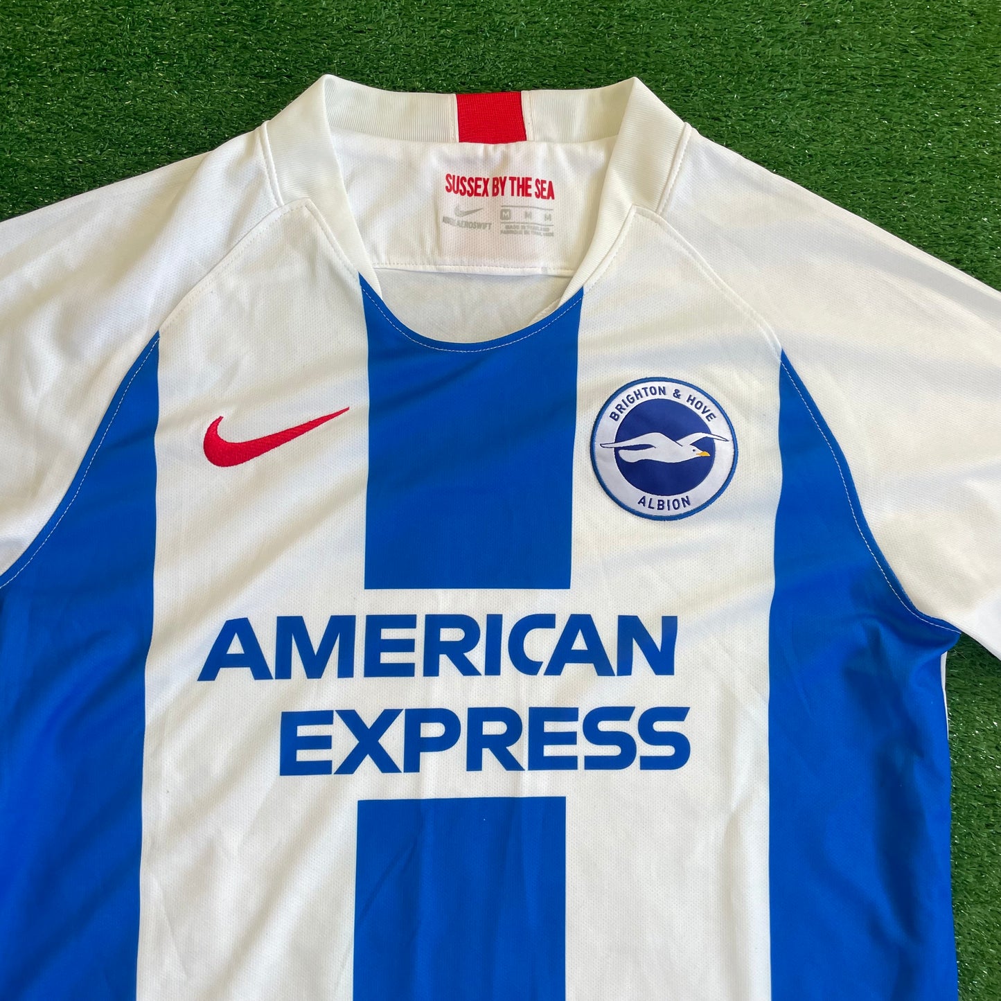 Brighton & Hove Albion 2018/19 Home Shirt (Excellent) - Size M