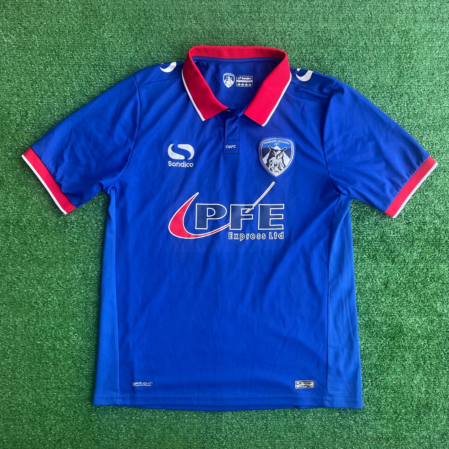 Oldham Athletic 2015/16 Home Shirt (Excellent) - Size M